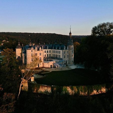 Le Château de Mirwart Exterior foto