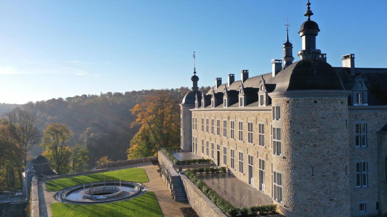 Le Château de Mirwart Exterior foto